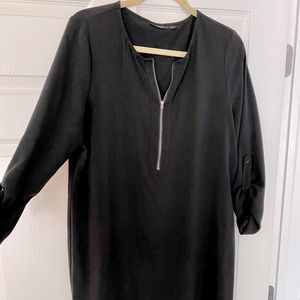 Black long-sleeve midi dress